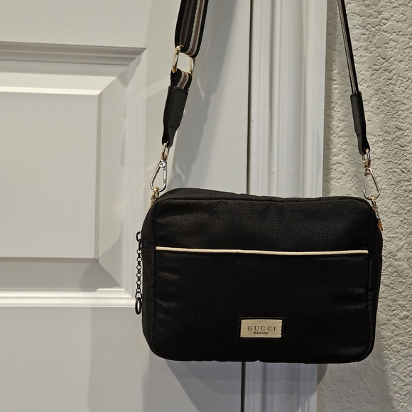 Gucci Nylon Black Zip Clutch w/Sherry Line Crossbody Strap Added NWOT - Picture 8 of 15